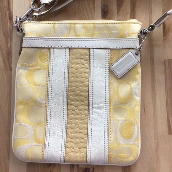 𝅺COACH vintage mini purse yellow ecru white  shoulder crossbody bag monogram - Picture 12 of 12